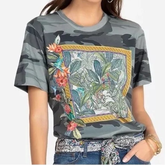 Like New Johnny Was Camo Scarf Tee - Picture 4 of 4